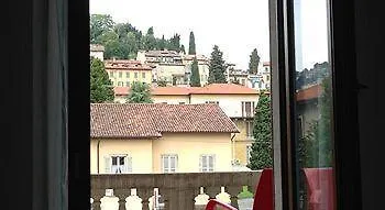 Santa Lucia & Smeraldo Nocleg ze śniadaniem 3*