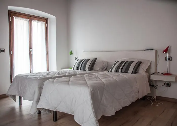 Santa Lucia & Smeraldo 3*